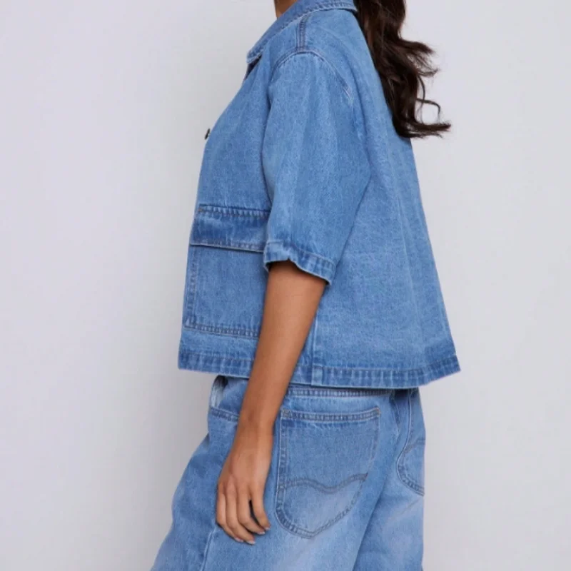 mid sleeved denim jacket