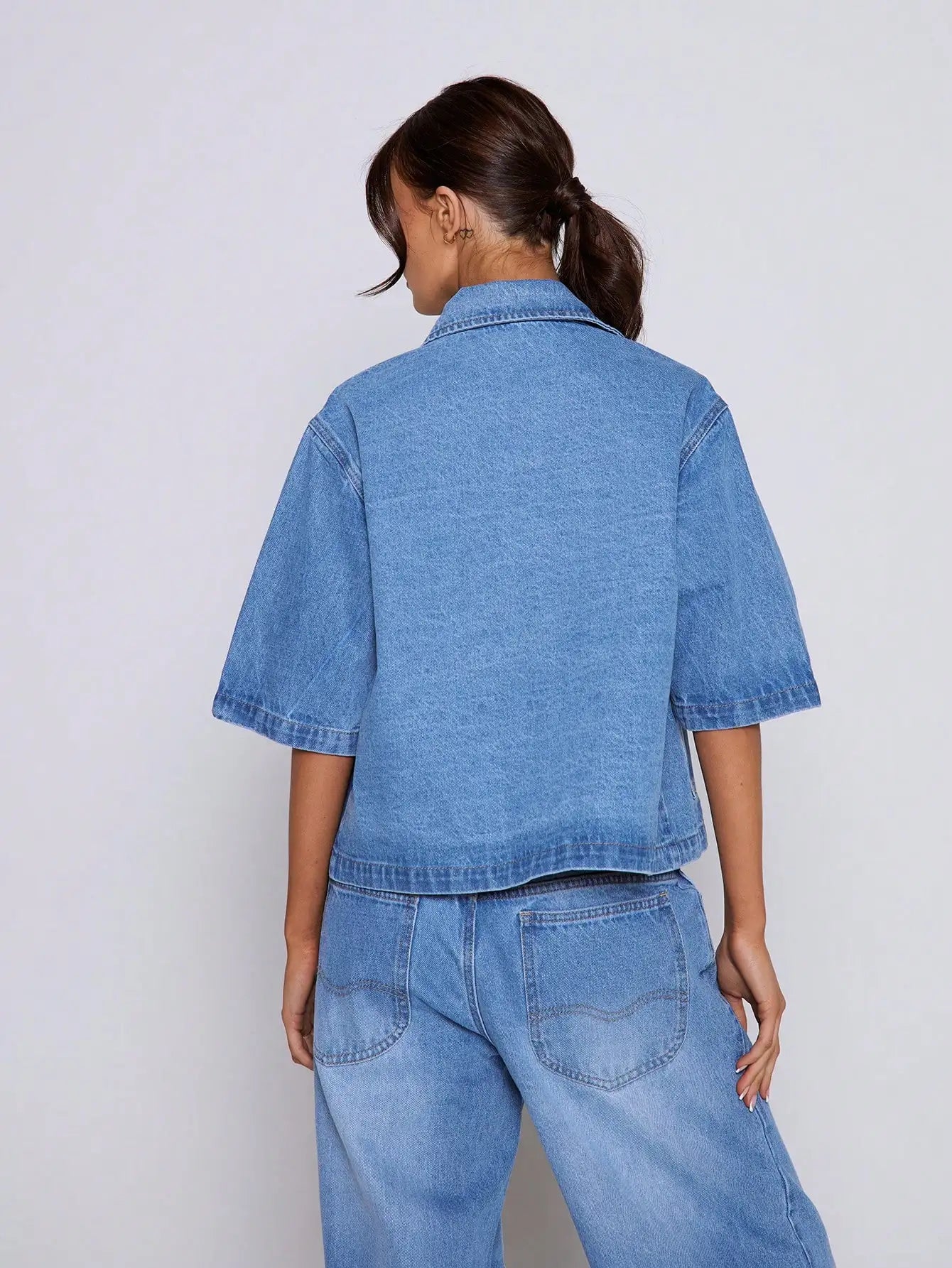 mid sleeved denim jacket