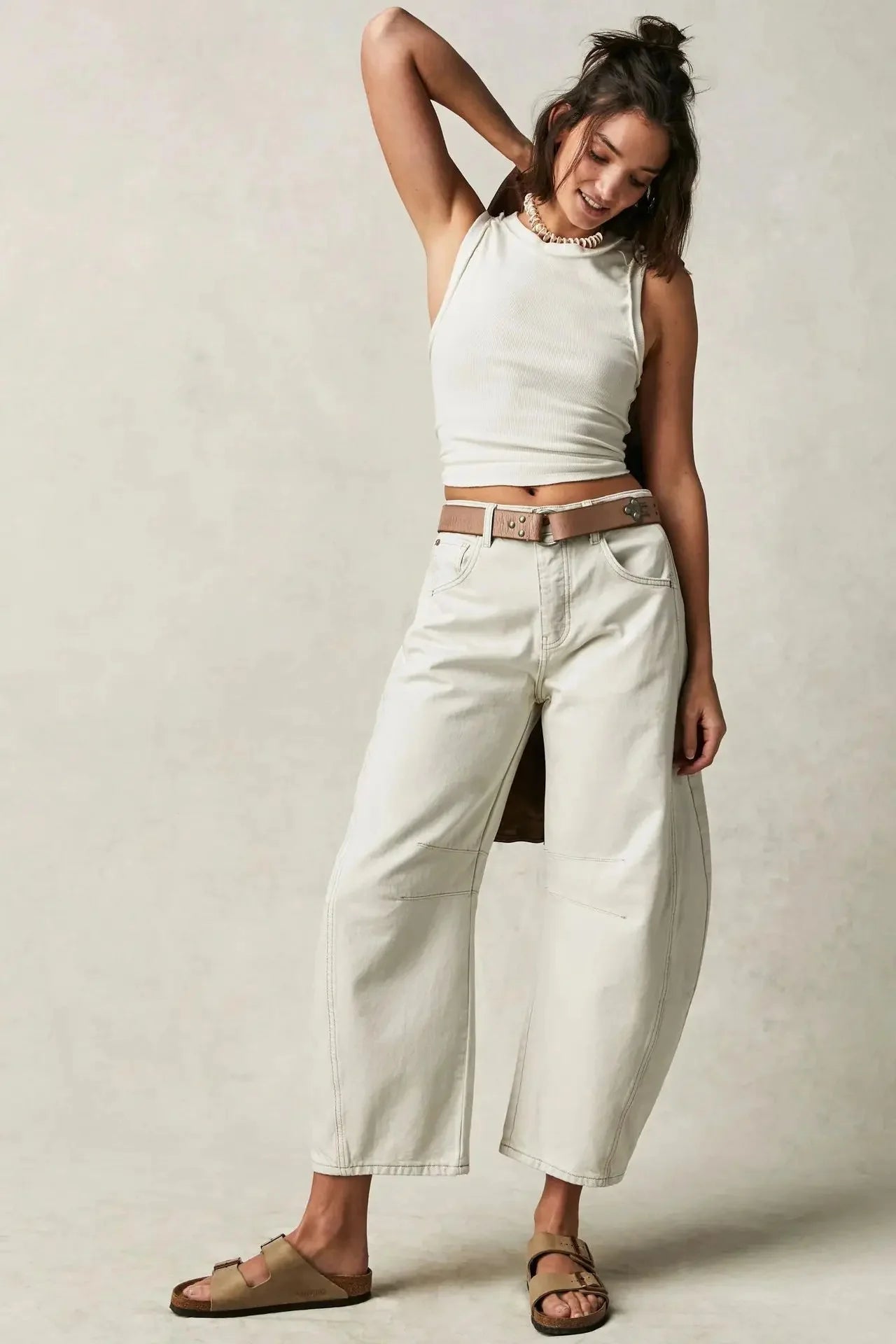 Low-Waist Wide-Leg  Jeans